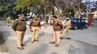 PCS Officer Alankar Agnihotri sitting on dharna outside the Collectorate in Bareilly