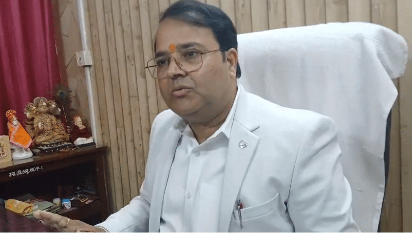 UP: Deputy Commissioner Prashant Singh resigns after being hurt by Shankaracharya's remarks on CM Yogi