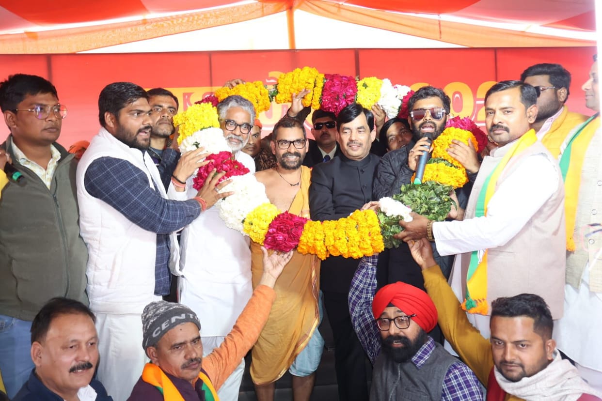 Prayagraj: Shahnawaz Hussain said - India is moving towards becoming a golden lion, and strict laws should be