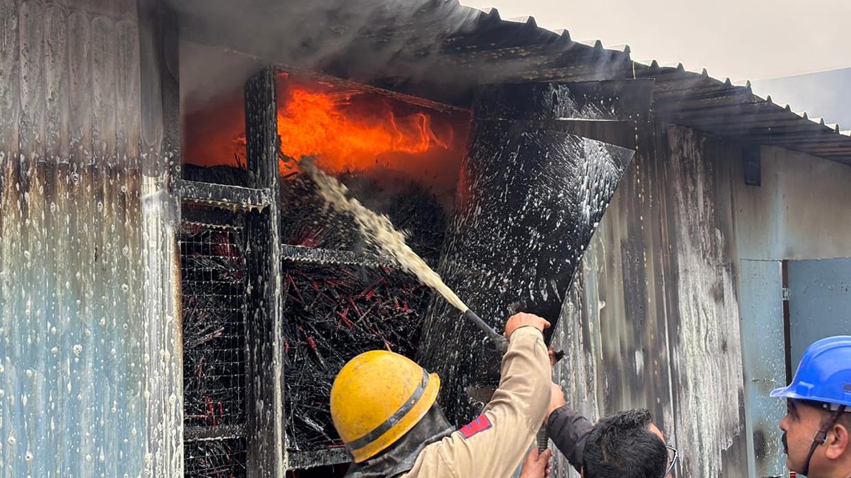 A fire broke out at a pencil factory in Talab Tillon.