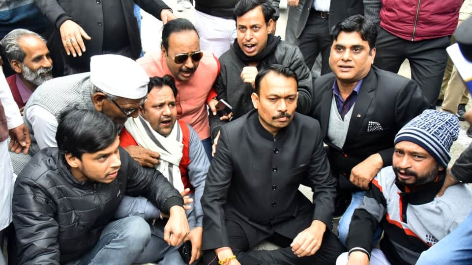 Bareilly City Magistrate Alankar Agnihotri protest from his residence to Collectorate five hours timeline