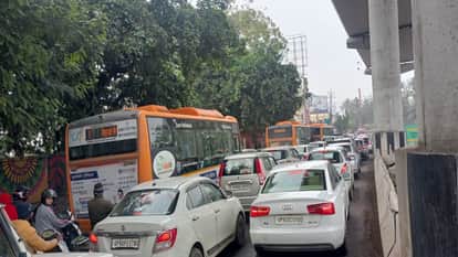 Traffic jam on MG Road in agra