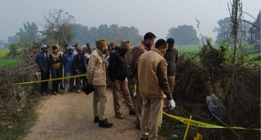 Chitrakoot  body of a young woman was found near highway with injury marks onface she could not be identified