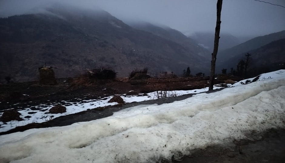 Light snowfall in the higher Himalayan region, rain in the lower areas in bageshwar