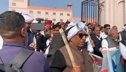 Congress MNREGA protest outside Rajasthan Assembly Jaipur News