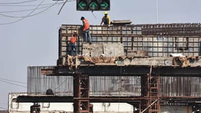 indore news hotel demolished at sathya sai square for flyover construction