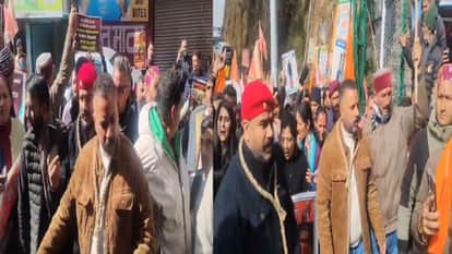 Protesting against the amendments to UGC Regulations, they surrounded the BJP office with nooses around their