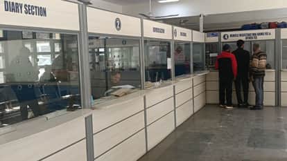 UP Trucks registered in Solan weight also falsely increased two IDs were registered in the name of a clerk