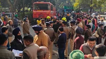 Punjab Civil Secretariat receives bomb threat employees evacuate offices