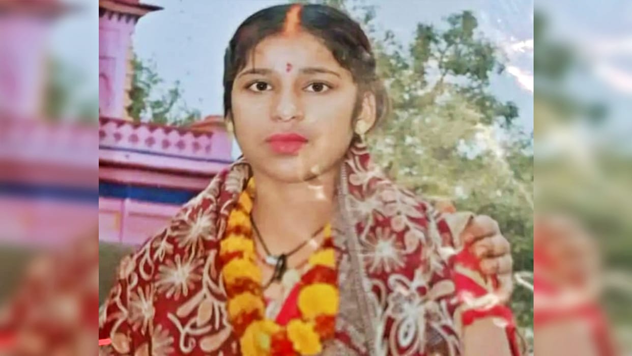 Darbhanga News: Body of newly married woman found hanging from noose, marriage took place just 2 months ago