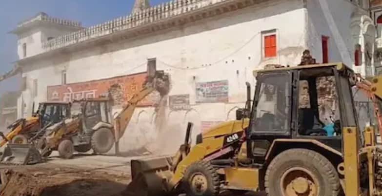 SATNA NEWS Road widening in Chitrakoot has brought a centre of faith under its purview