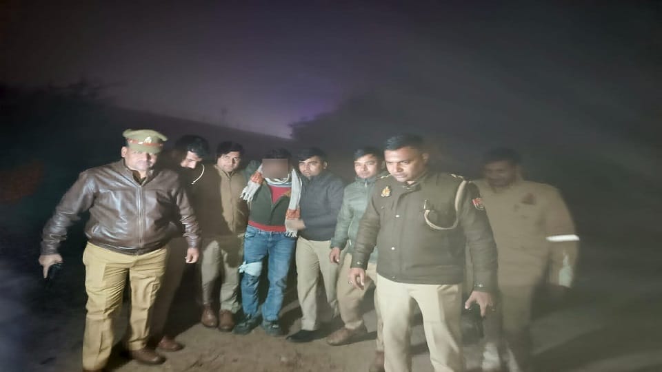 Raj Chauhan Murder Accused Mansuri Killed After three Hour Gunfight