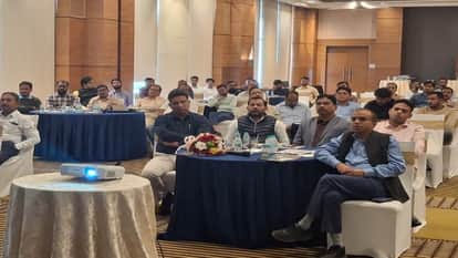 Workshop on road safety in Raipur, emphasis on preventing accidents with modern technology