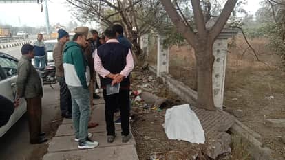 A man was strangled to death in Sonipat; his body was found near Rajiv Gandhi Education City.