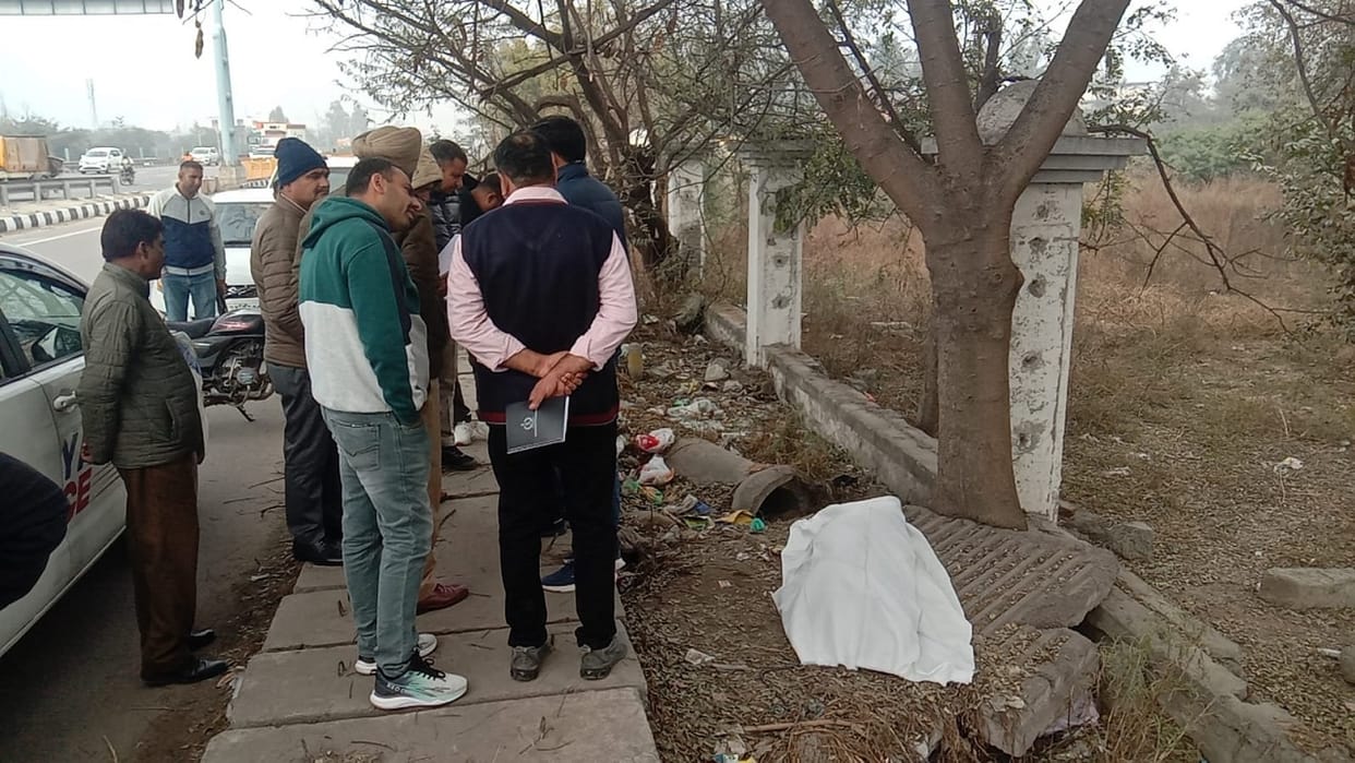 A man was strangled to death in Sonipat; his body was found near Rajiv Gandhi Education City.