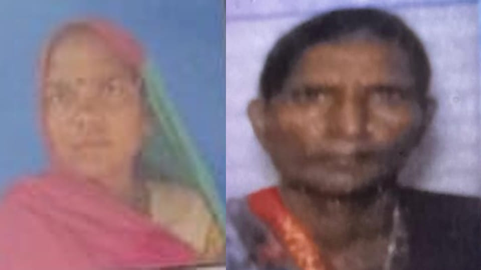 Fatehpur: Two women died after being hit by a train