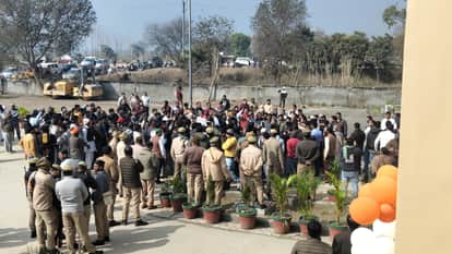 Shamli: Protest in Shamli Against New UGC Rules, Upper Caste Groups Submit Memorandum