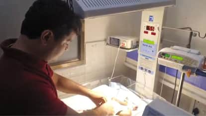 couple abandoned newborn baby girl at hospital in Jaunpur baby later died