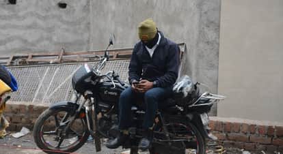 Kanpur Red signal of chaos in the green corridor auto rickshaws occupy the Cardiology gate