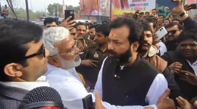 कैबिनेट मंत्री स्वतंत्र देव सिंह और भाजपा विधायक के बीच बहस