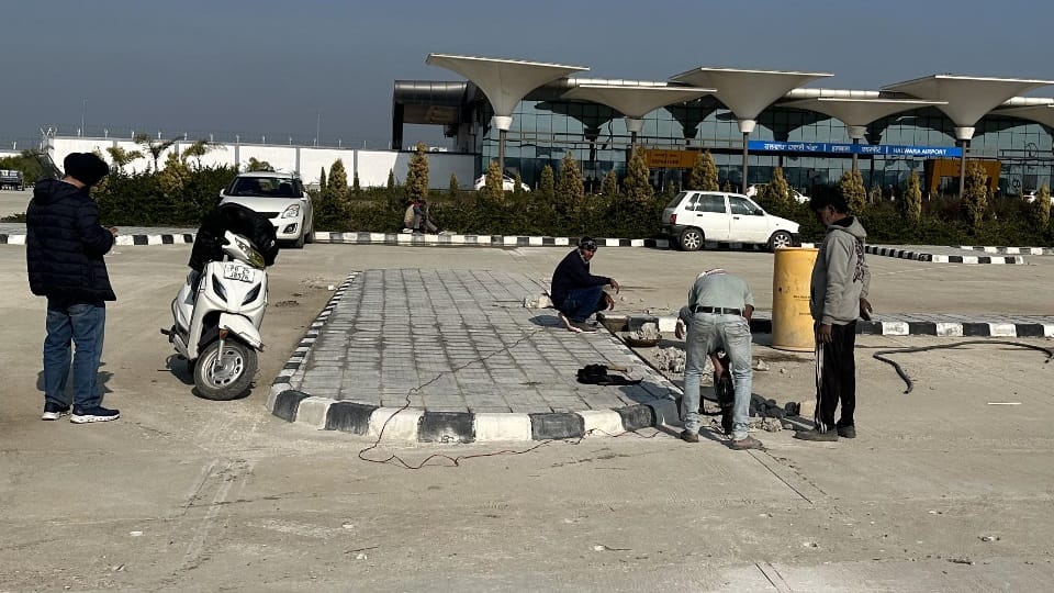 हलवारा अंतरराष्ट्रीय हवाई अड्डे पर चल रहा काम