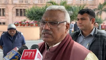 गृह राज्यमंत्री जवाहर सिंह बेढ़म