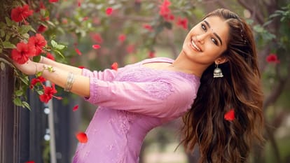 Rasha Thadani look in red dress goes viral from Srinivasa Mangapuram event