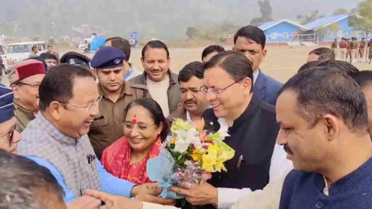 सीएम धामी पहुंचे कोटद्वार