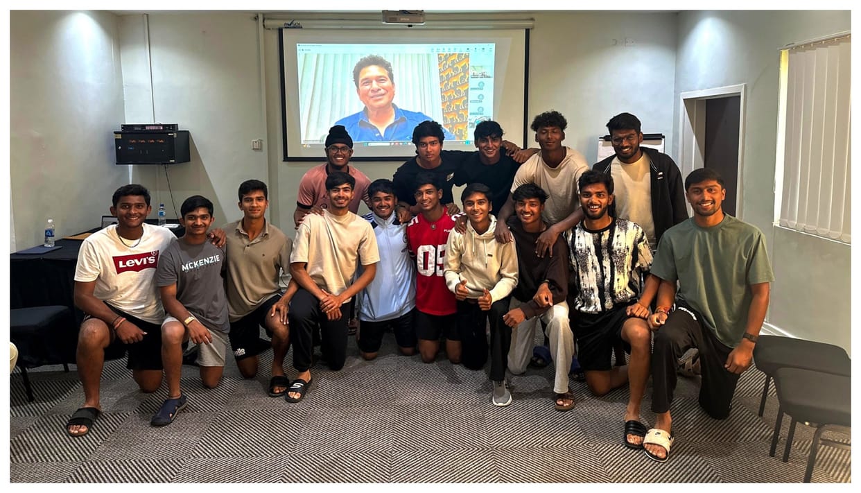 India U-19 team interacts with Sachin Tendulkar ahead of crucial Pakistan clash in U-19 World Cup