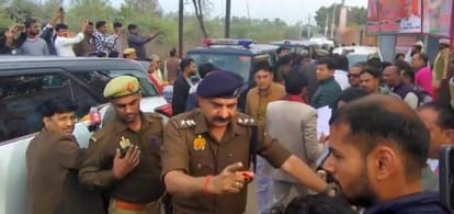 UP Mahoba Clash Minister pushes village heads slogans raised against political interference