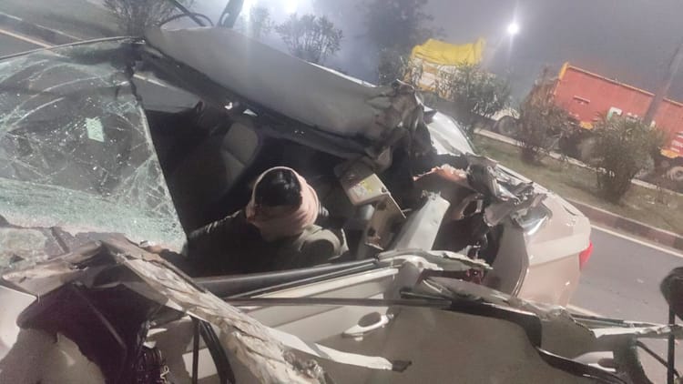 Bihar: डॉक्टर दंपति की सड़क हादसे में मौत; पटना के रहने वाले थे चिकित्सक, अररिया से लौटते समय वैशाली में हादसा