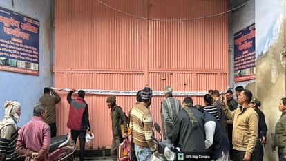 Two illegal constructions sealed in Agra