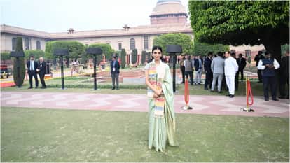 Newly Married Samantha Ruth Prabhu Shares her joyful moments from January with husband filmmaker Raj Nidimoru