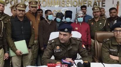 Police arrested four cybercriminals in Agra