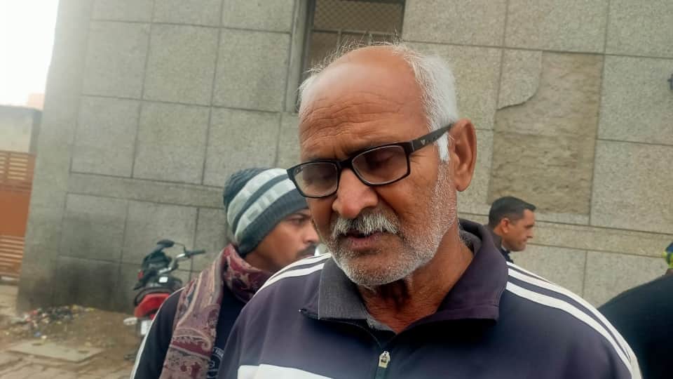 container truck Hits two auto-rickshaw in Agra Six people died including five pilgrims agra accident