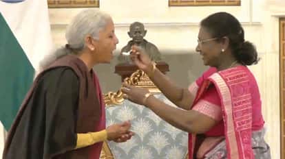 President Murmu greeted the Finance Minister by feeding her curd, Nirmala Sitharaman reached Parliament