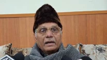 UP Animal Husbandry Minister Dharampal Singh said Avimukteshwaranand is lying