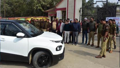 Upper caste students protested at Gorakhpur University news in hindi