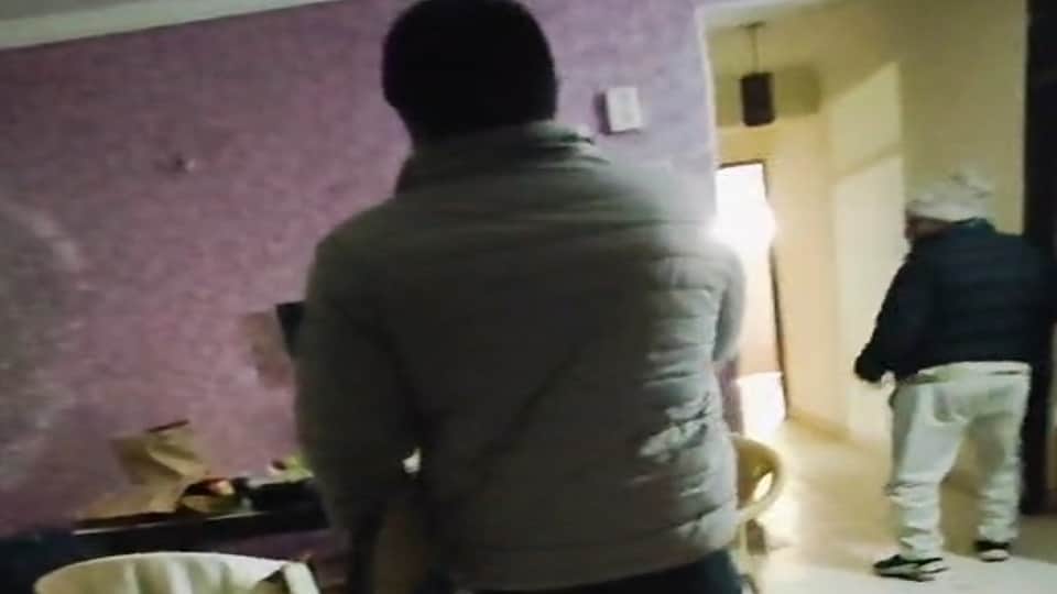 जांच में जुटी पुलिस।