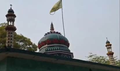 Etawah Dargah Dispute path was created by clearing bushes there is als  dispute regarding permission for Urs