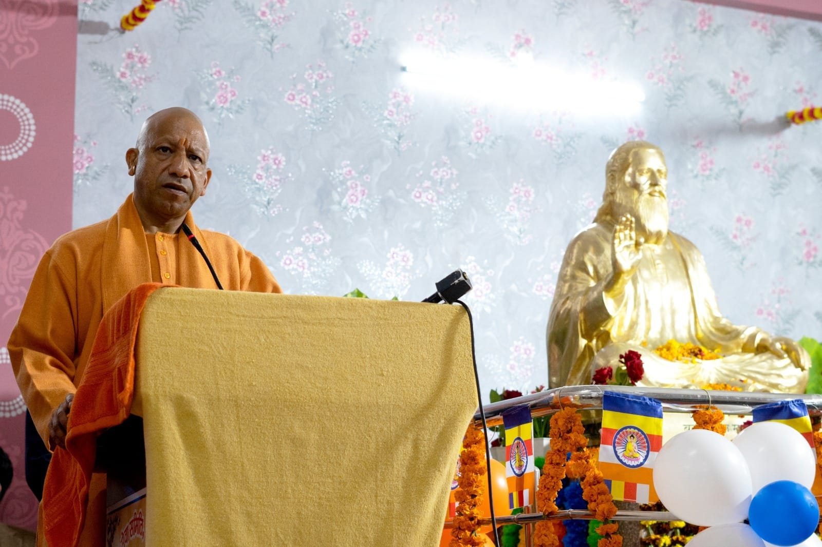 रविदास जयंती के कार्यक्रम में शामिल हुए सीएम।