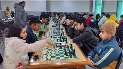 Volleyball Faculty of Arts defeated Faculty of Social Sciences taking revenge for last year defeat