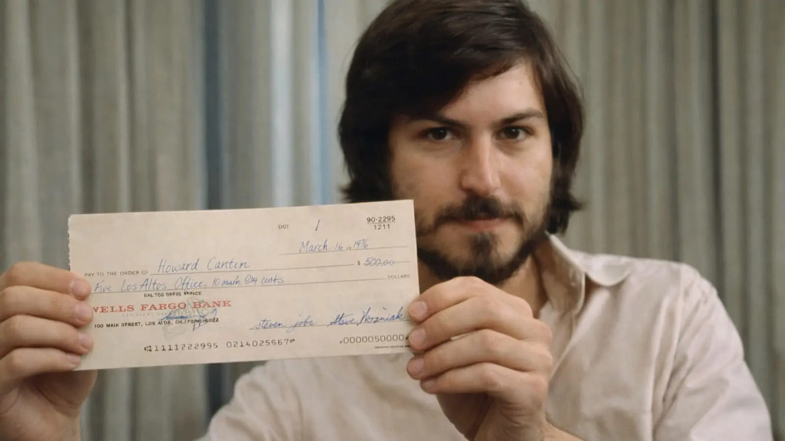 Steve Jobs–Steve Wozniak Signed Apple Cheque Sells for $2.4 Million, Becomes Priceless Tech Relic