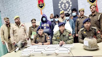 Illegal pistol factory caught running from a closed kiln