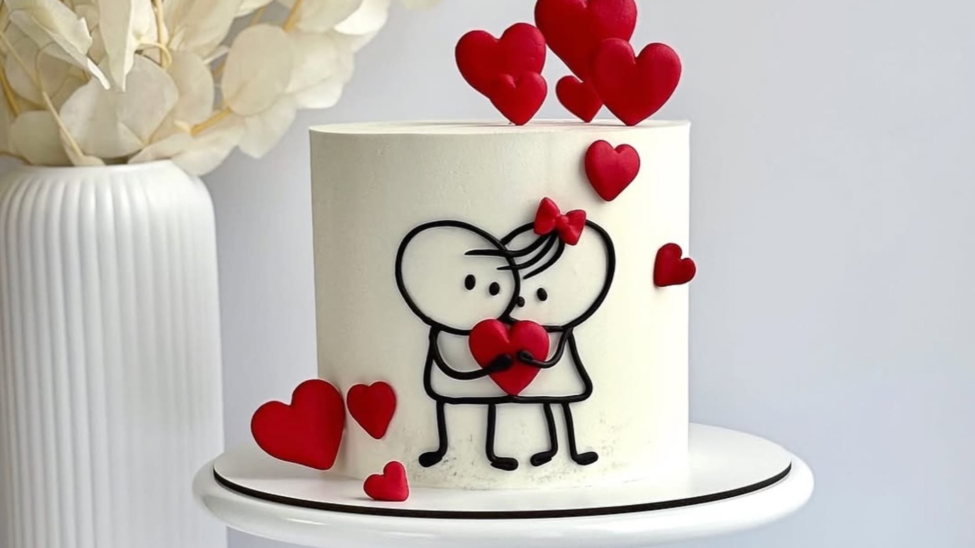 latest design of cakes for valentine week celebration