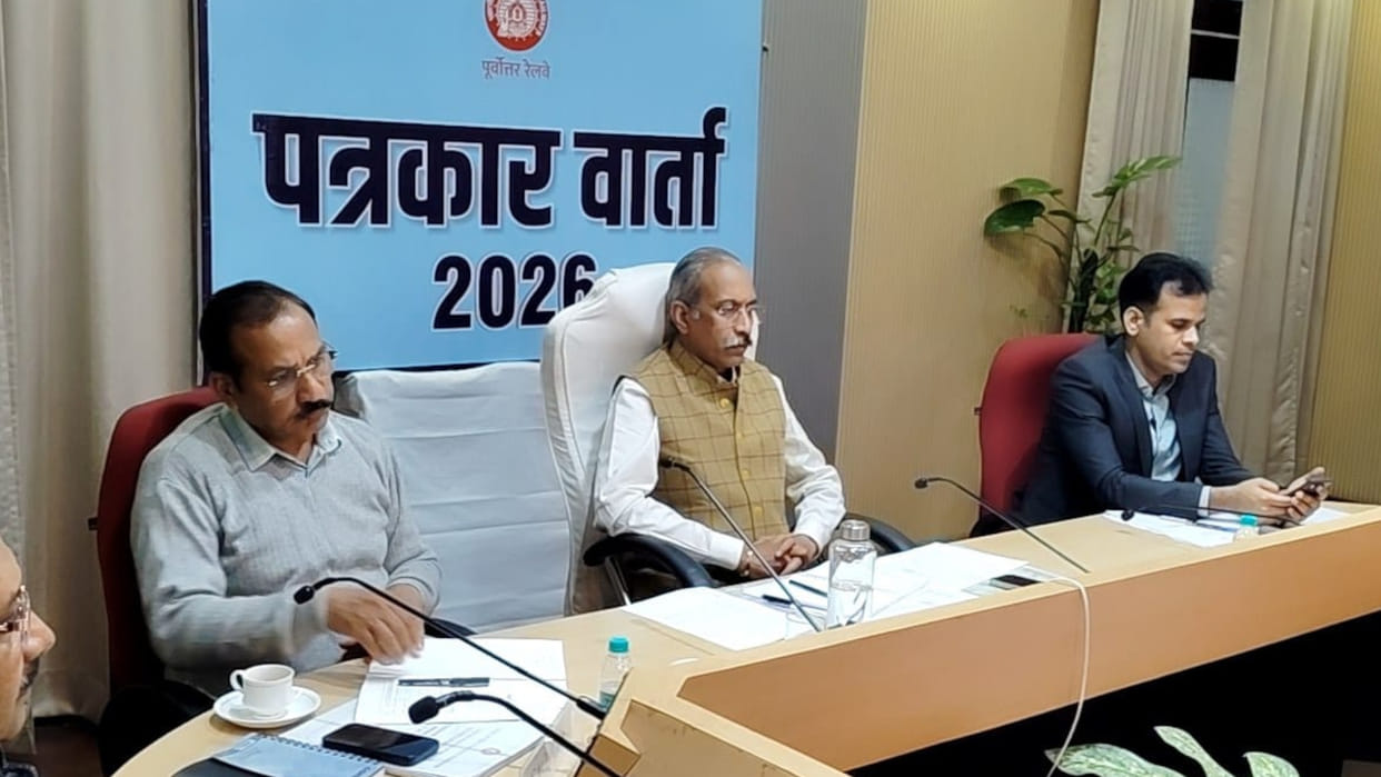 North Eastern Railway gets a budget of Rs 20012 crore, gets the gift of two bullet trains.