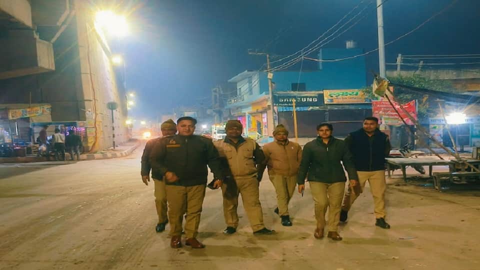 हाथरस में पुलिस गश्त