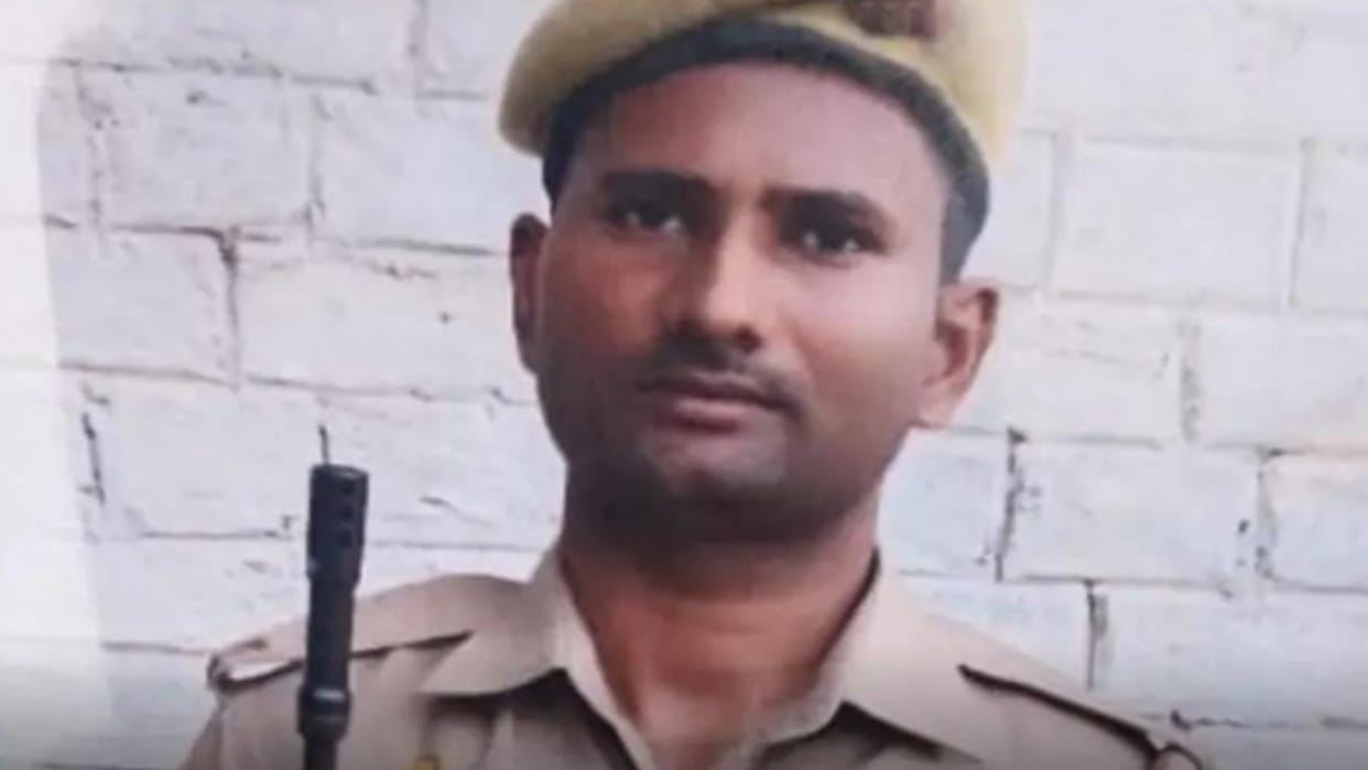 Prayagraj News: Naini Jail prisoner guard found hanging, recently engaged