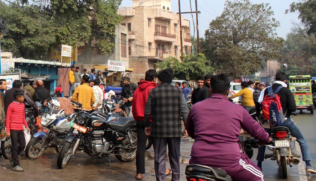 RSS district functionary was attacked, dragged out of his car and beaten In Hathras