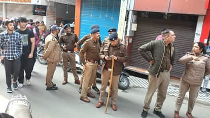 Dehradun news Gunjan murder case SP Vishakha inspected the crime scene and also examined records